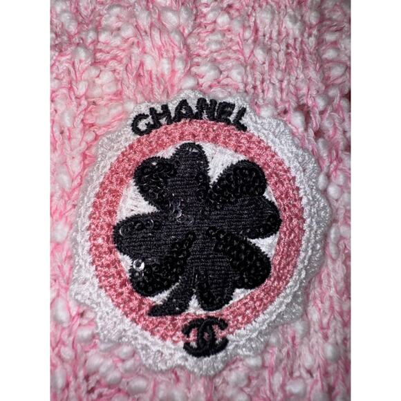 Chanel 24P Pink White Knit Boucle CC Logo Button Long Sleeve Cardigan Sweater 36 - Picture 5 of 16